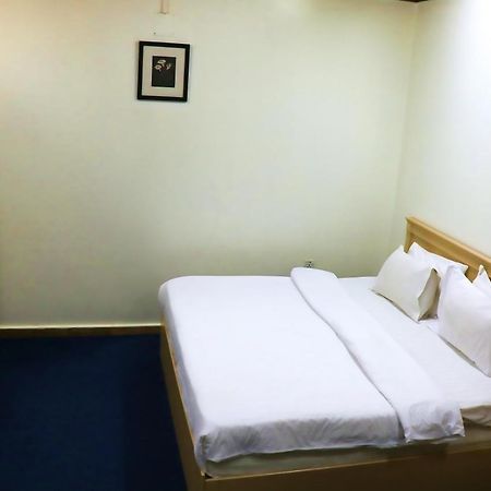 Al Farhan Hotel Suites Riyadh Luaran gambar