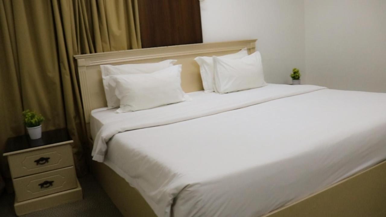 Al Farhan Hotel Suites Riyadh Luaran gambar